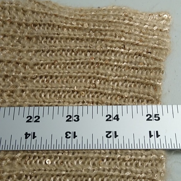 CATO LOOSE KNIT, SMALL SEQUIN ACCENTS, BOAT NECK, 3/4 SLEEVE SWEATER TUNIC - Picture 4 of 6